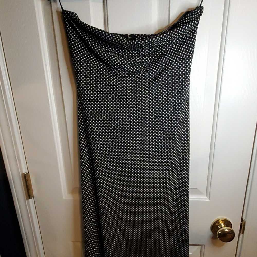 Dress - Picture 4 of 4